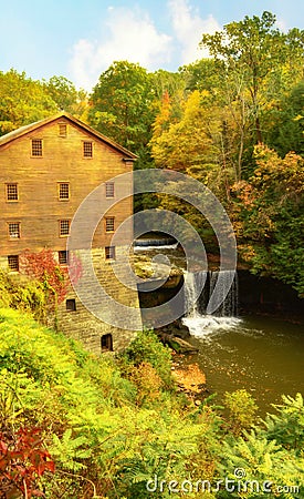 Lantermans Mill Youngstown Ohio During Autumn Stock Photo